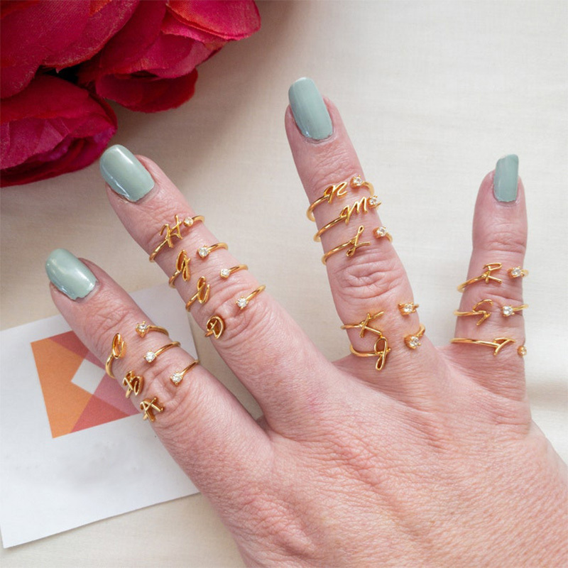 Delicate Initials Letter Rings - đánh giá và giá Event Z